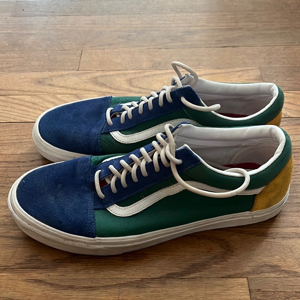 OLD SKOOL VANS YACHT CLUB SHOE
